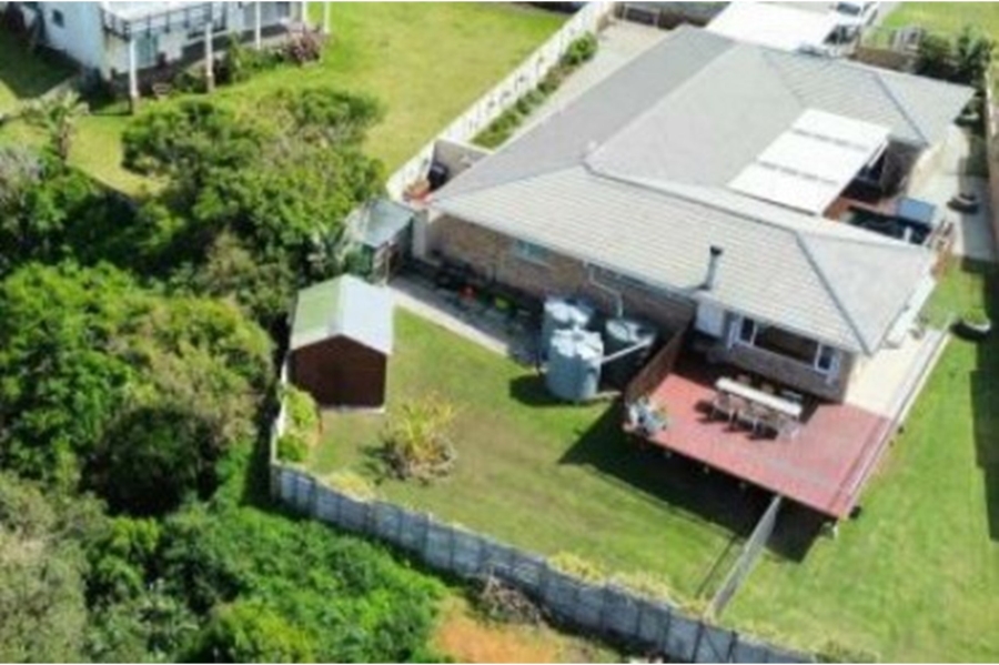 5 Bedroom Property for Sale in Winterstrand Eastern Cape